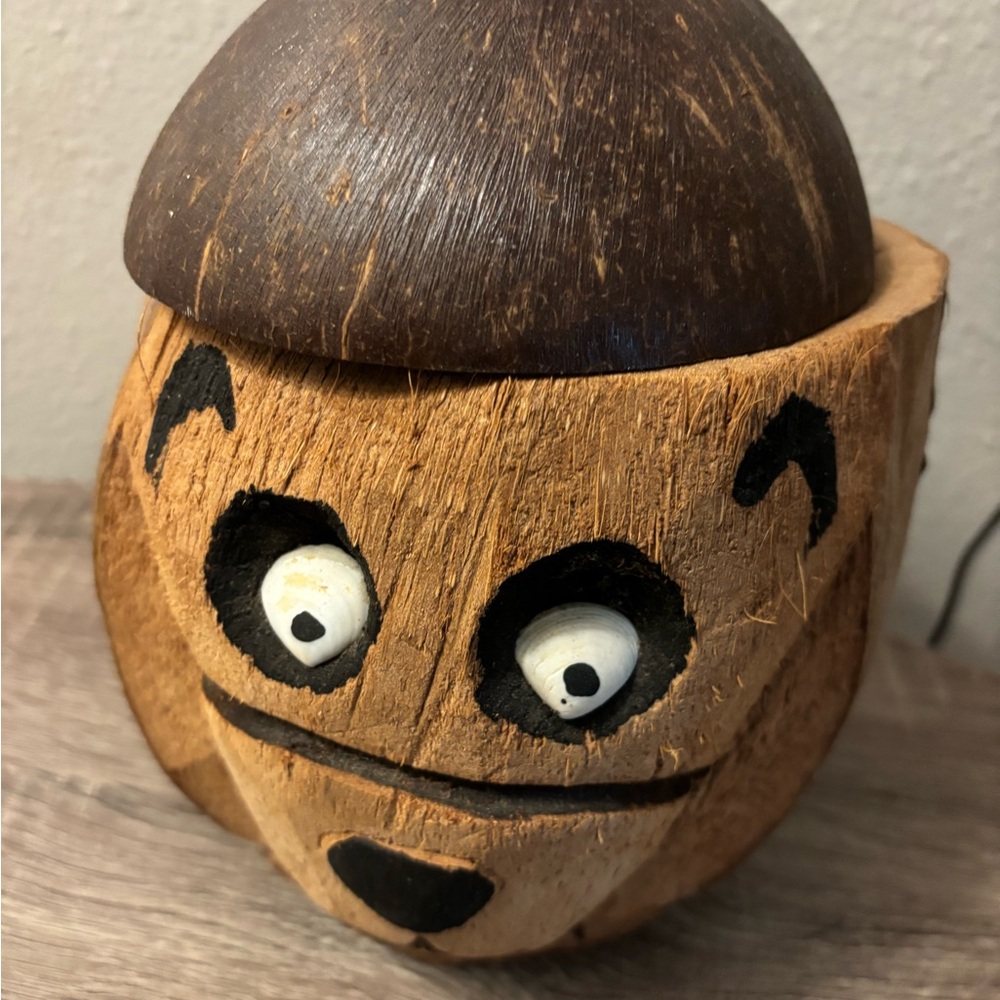 Coconut 🥥 panda 🐼 - Picture 2 of 2